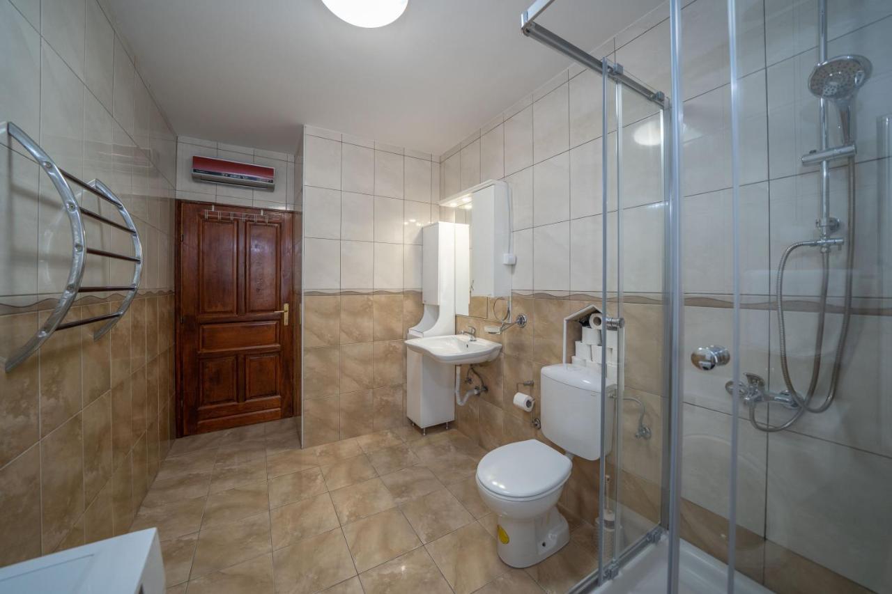 Dobrota Blue Appartement Kotor Buitenkant foto