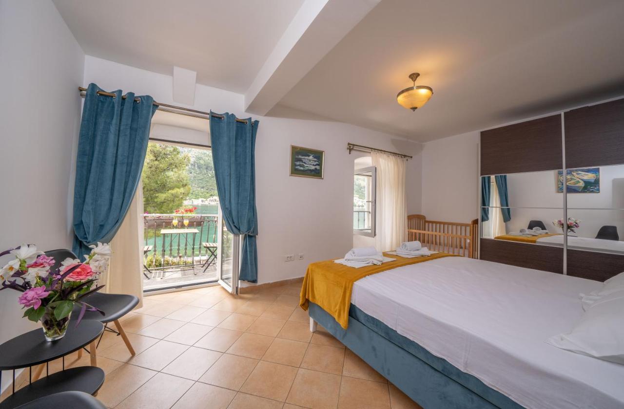 Dobrota Blue Appartement Kotor Buitenkant foto
